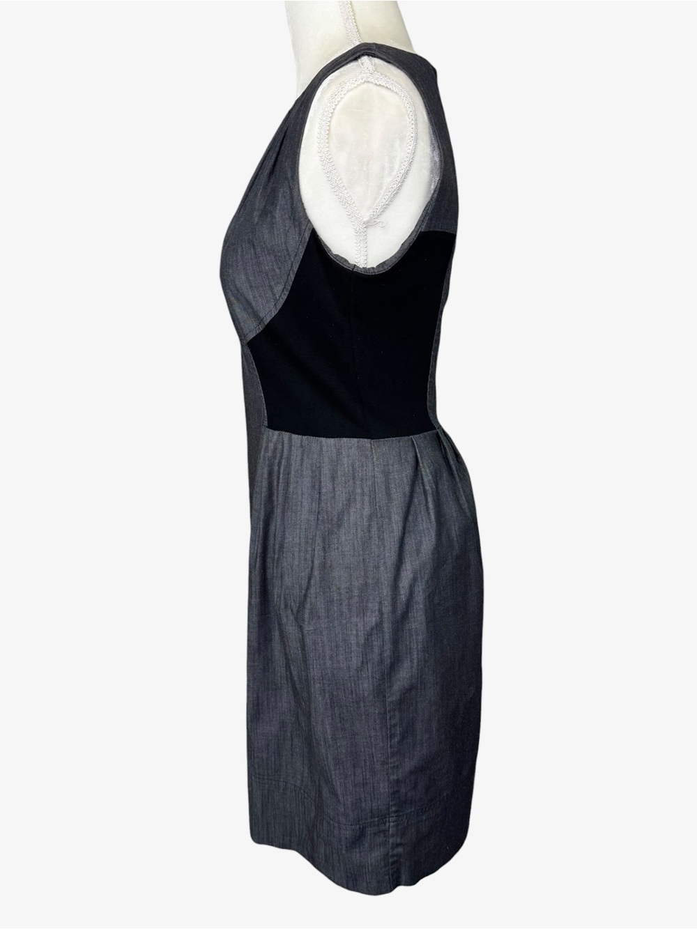 Calvin Klein denim look sheath dress 4 gray and black sleeveless pencil dress - Picture 3 of 9